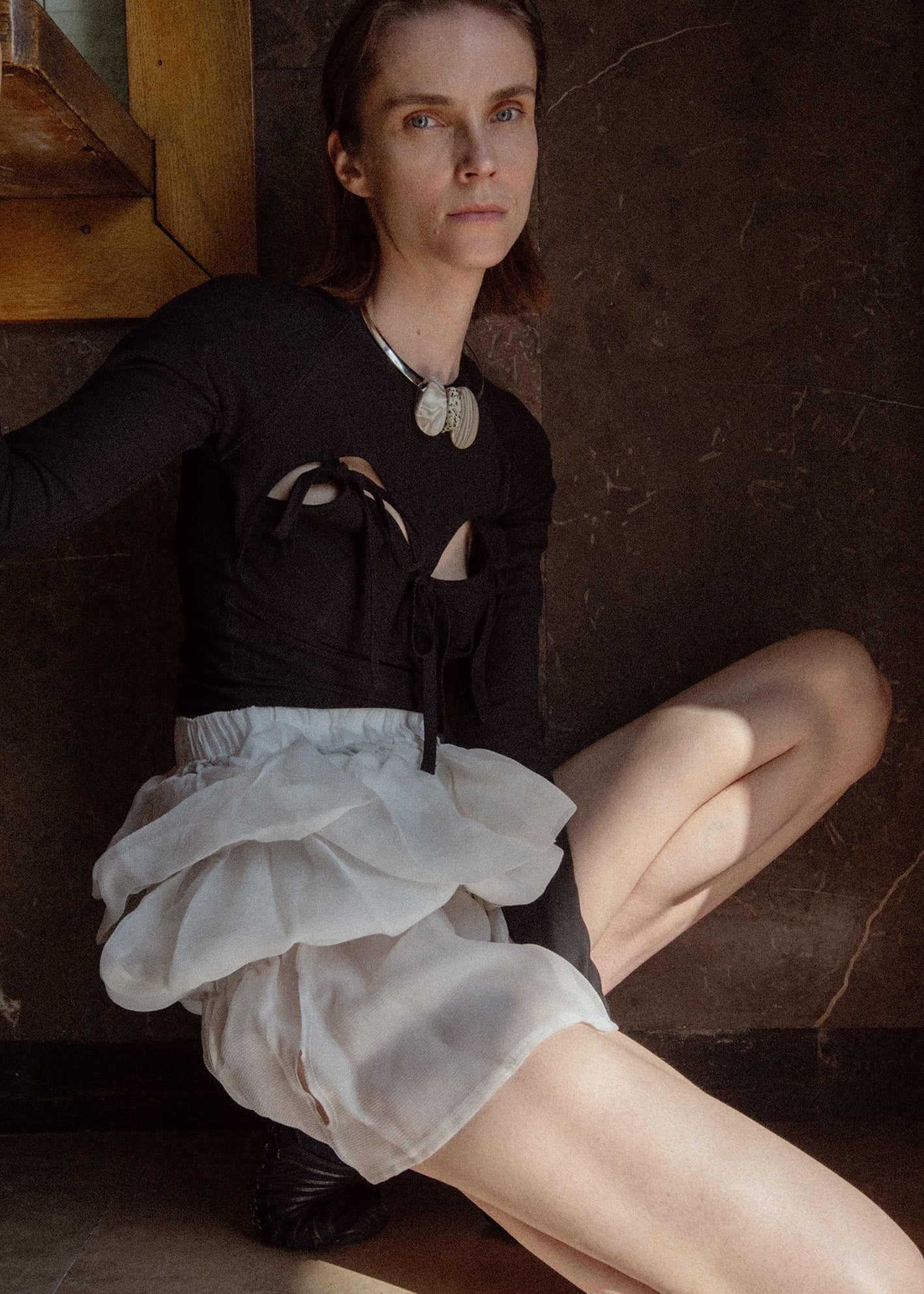 NURA tie-up nursing top with long sleeves